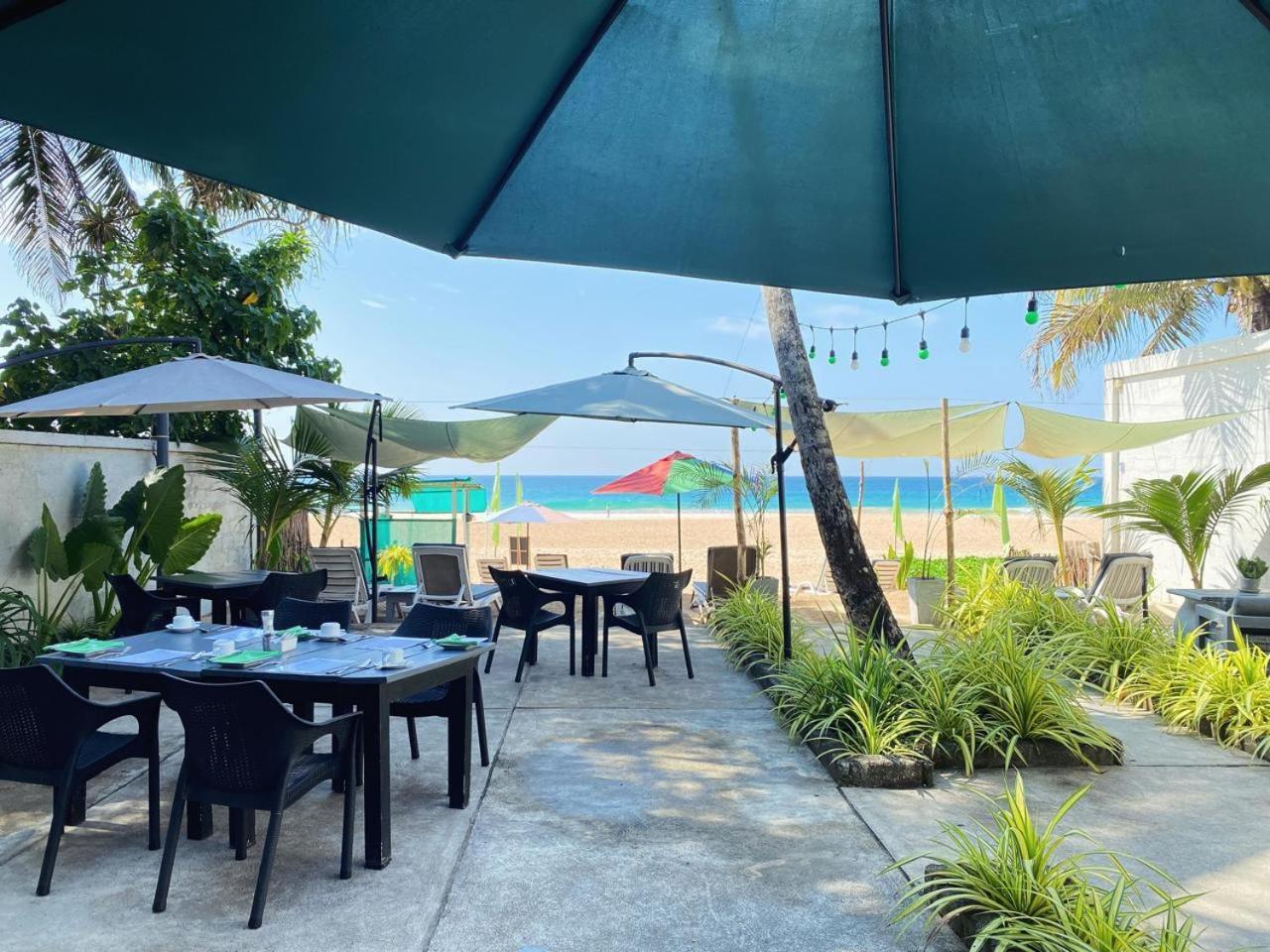 Josan Villa With A Glorious Beach And Sea View Habaraduwa Central Extérieur photo